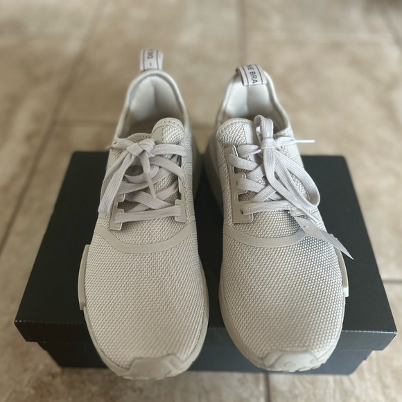 Women's adidas Originals NMD_R1 Casual Shoes - Picture 2 of 6
